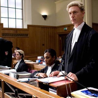 LUẬT SƯ TRANH TỤNG